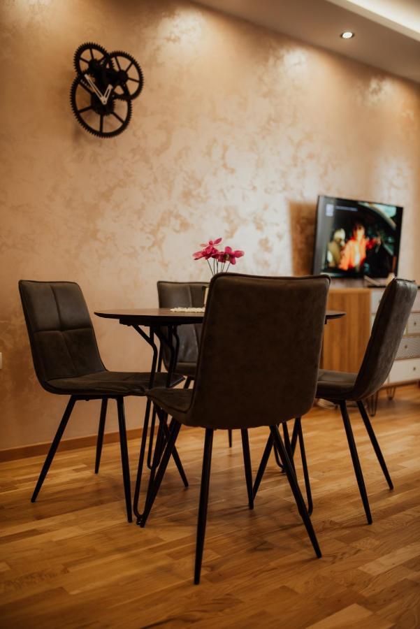 Astra Apartment Novi Sad Luaran gambar