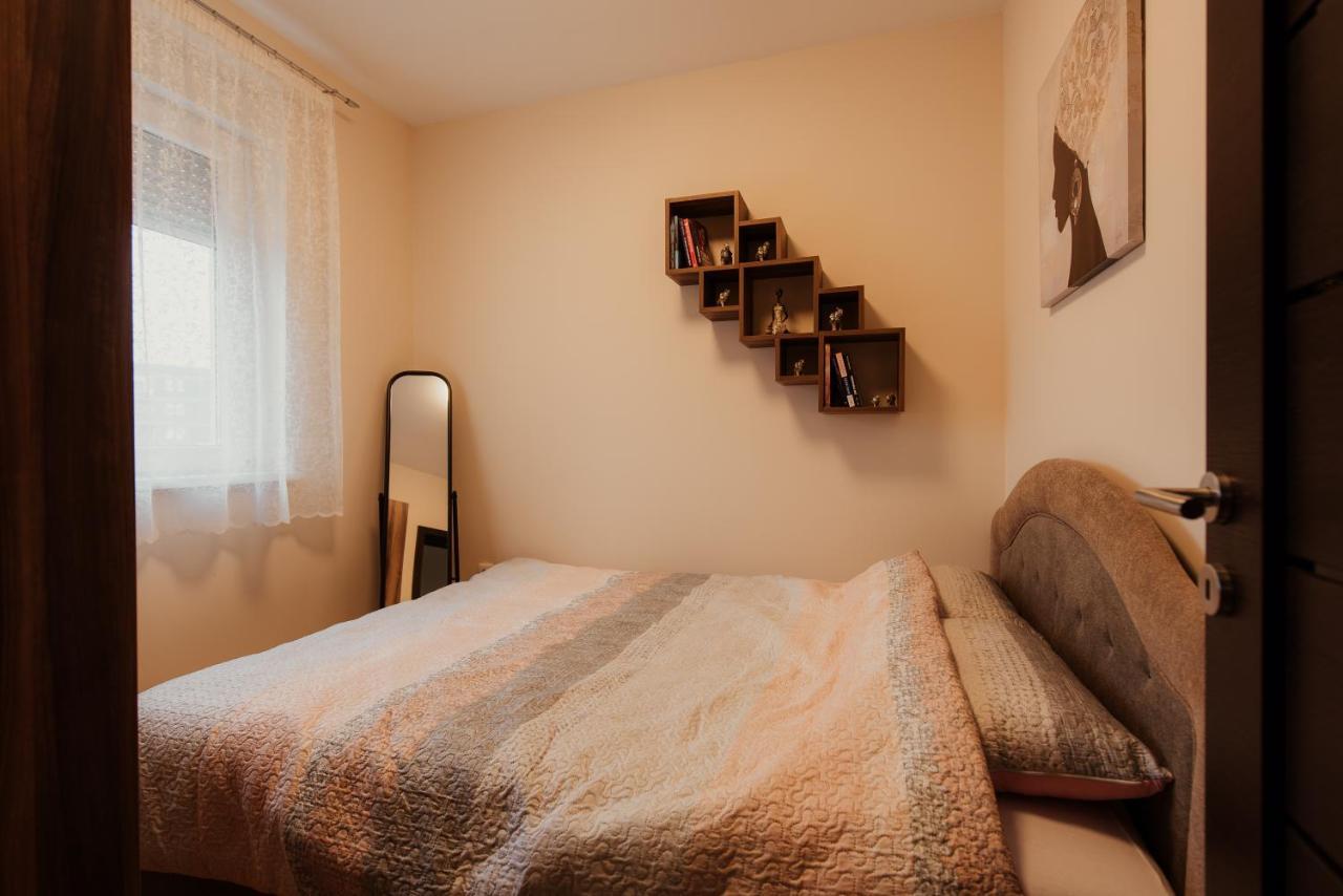 Astra Apartment Novi Sad Luaran gambar